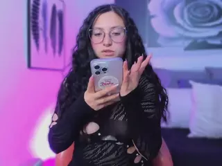 Lucy Joness's Live Sex Cam Show