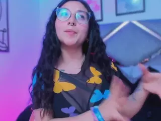 Lucy Joness's Live Sex Cam Show