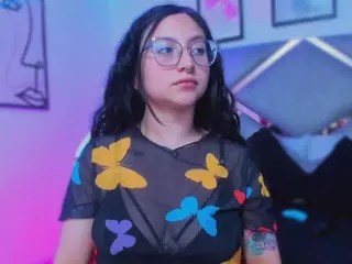 Lucy Joness's Live Sex Cam Show