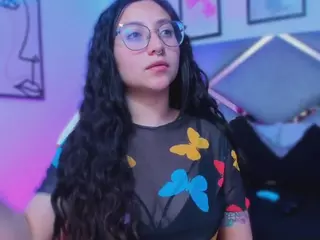 Lucy Joness's Live Sex Cam Show