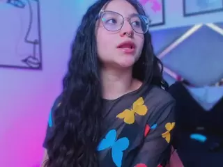 Lucy Joness's Live Sex Cam Show
