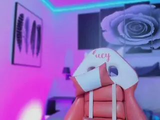 Lucy Joness's Live Sex Cam Show