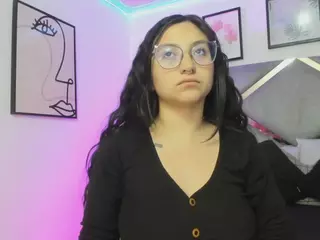 Lucy Joness's Live Sex Cam Show