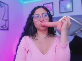 Lucy Joness's Live Sex Cam Show