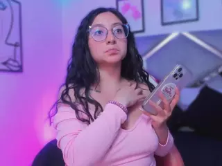 Lucy Joness's Live Sex Cam Show