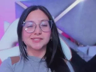 Lucy Joness's Live Sex Cam Show