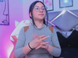 Lucy Joness's Live Sex Cam Show