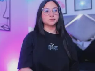 Lucy Joness's Live Sex Cam Show