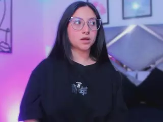 Lucy Joness's Live Sex Cam Show
