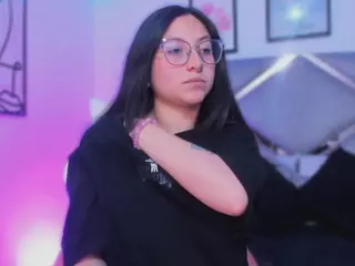 Lucy Joness's Live Sex Cam Show