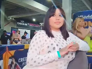 Briina100's Live Sex Cam Show