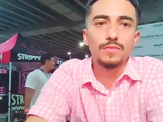Briina100's Live Sex Cam Show