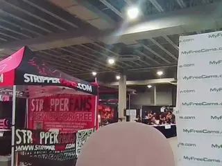 Briina100's Live Sex Cam Show
