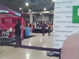 Briina100's Live Sex Cam Show