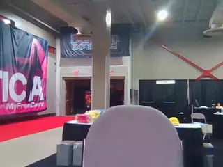 Briina100's Live Sex Cam Show