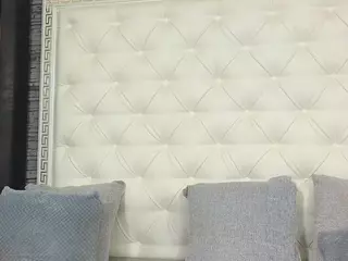vanessa-rose's Live Sex Cam Show