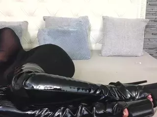 vanessa-rose's Live Sex Cam Show