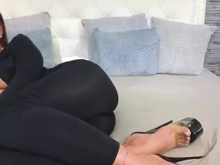 vanessa-rose's Live Sex Cam Show