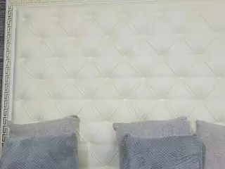 vanessa-rose's Live Sex Cam Show