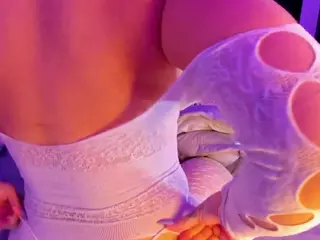 Moon's Live Sex Cam Show