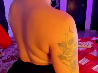 Moon's Live Sex Cam Show