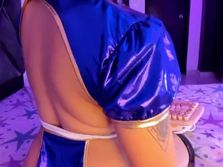 Moon's Live Sex Cam Show
