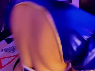 Moon's Live Sex Cam Show