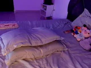 Moon's Live Sex Cam Show