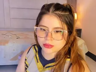 Eymi's Live Sex Cam Show