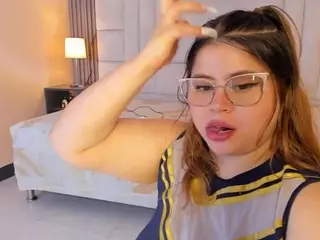 Eymi's Live Sex Cam Show