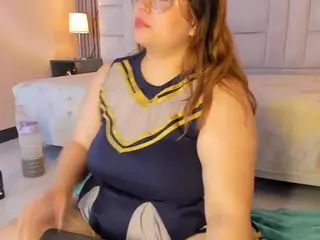 Eymi's Live Sex Cam Show
