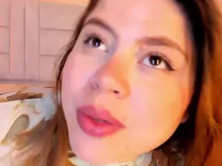 Eymi's Live Sex Cam Show