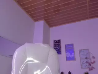 Amaia's Live Sex Cam Show