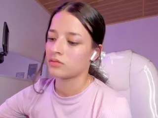 Amaia's Live Sex Cam Show