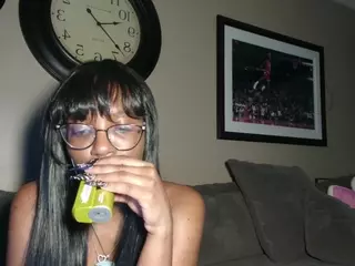 itstaylorofficial's Live Sex Cam Show