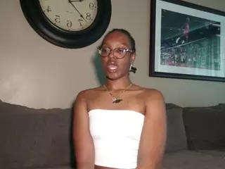 itstaylorofficial's Live Sex Cam Show