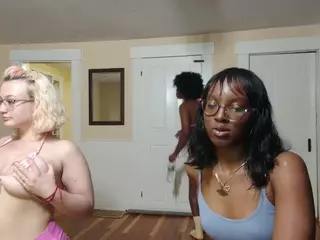 itstaylorofficial's Live Sex Cam Show