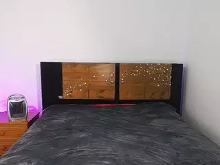 emerald00's Live Sex Cam Show