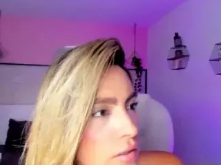 Harper-woods's Live Sex Cam Show