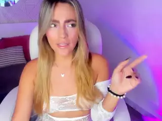 Harper-woods's Live Sex Cam Show