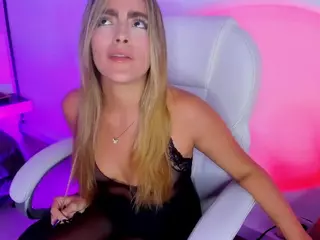 Harper-woods's Live Sex Cam Show