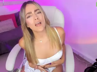 Harper-woods's Live Sex Cam Show