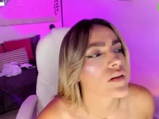 Harper-woods's Live Sex Cam Show