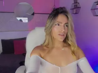 Harper-woods's Live Sex Cam Show