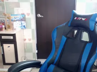 Korolek12's Live Sex Cam Show
