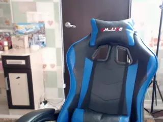 Korolek12's Live Sex Cam Show