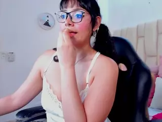 Lucy's Live Sex Cam Show