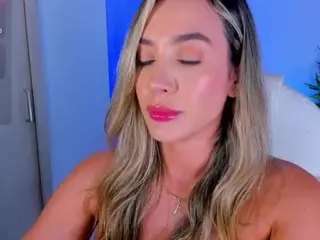 NiaBennet's Live Sex Cam Show