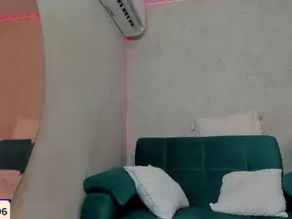 paola-reyy's Live Sex Cam Show