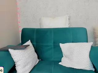 paola-reyy's Live Sex Cam Show